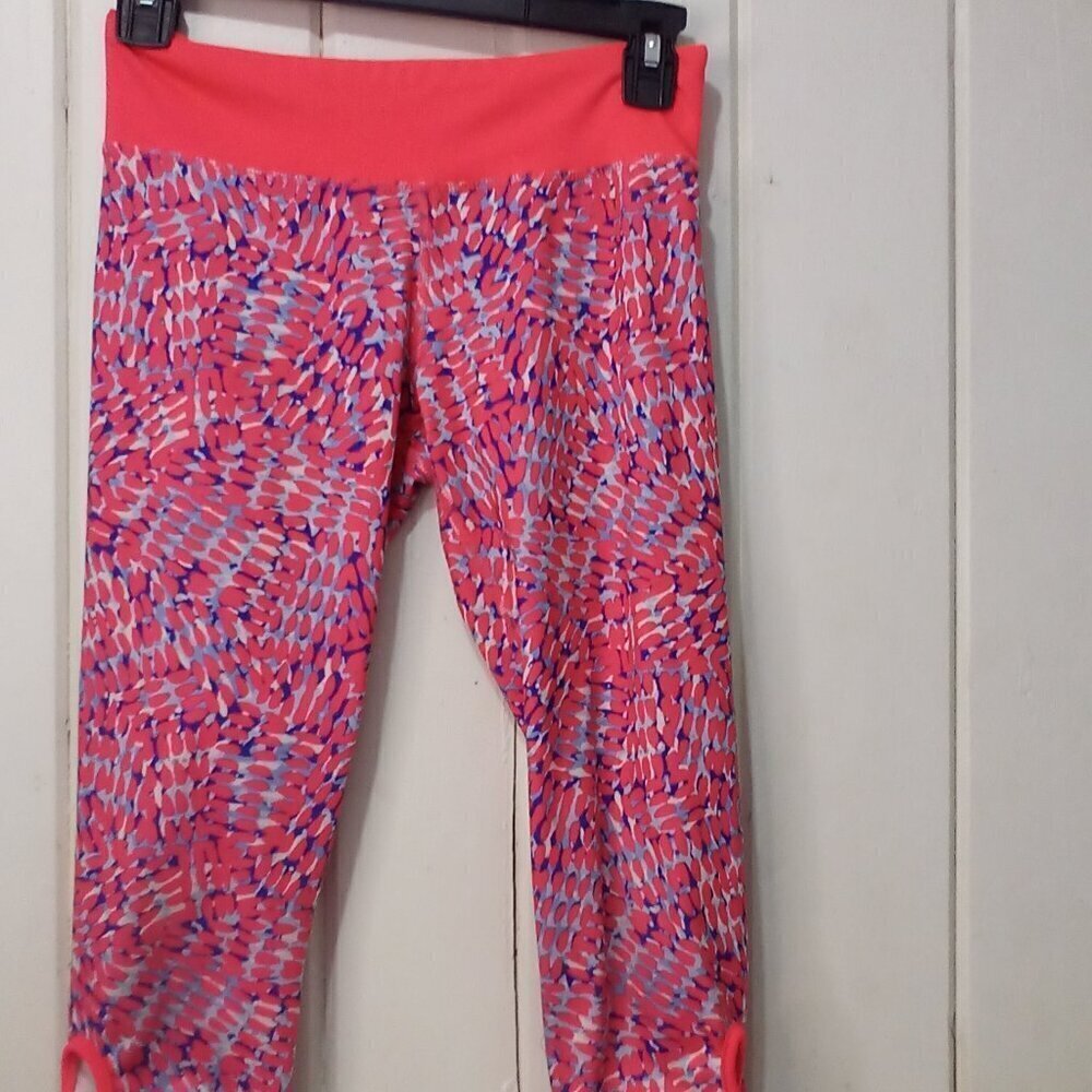 Old Navy Active Capri Leggings Girls L 10-12 Athletic Pattern Pink Blue